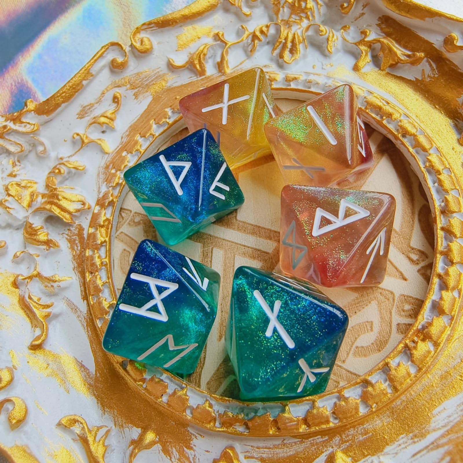 Board Game Pandemic - ลูกเต๋าโพลีเฮดรัลลายดวงดาว 3 ชิ้น, สัมผัสเรียบลื่นดุจผ้าไหม, เหมาะสำหรับ DND