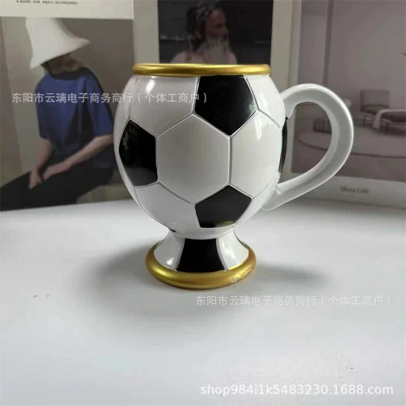 แก้วกาแฟลายฟุตบอล ทำจากเรซิ่นแ - Board Game Football บทวิจารณ์และราคา